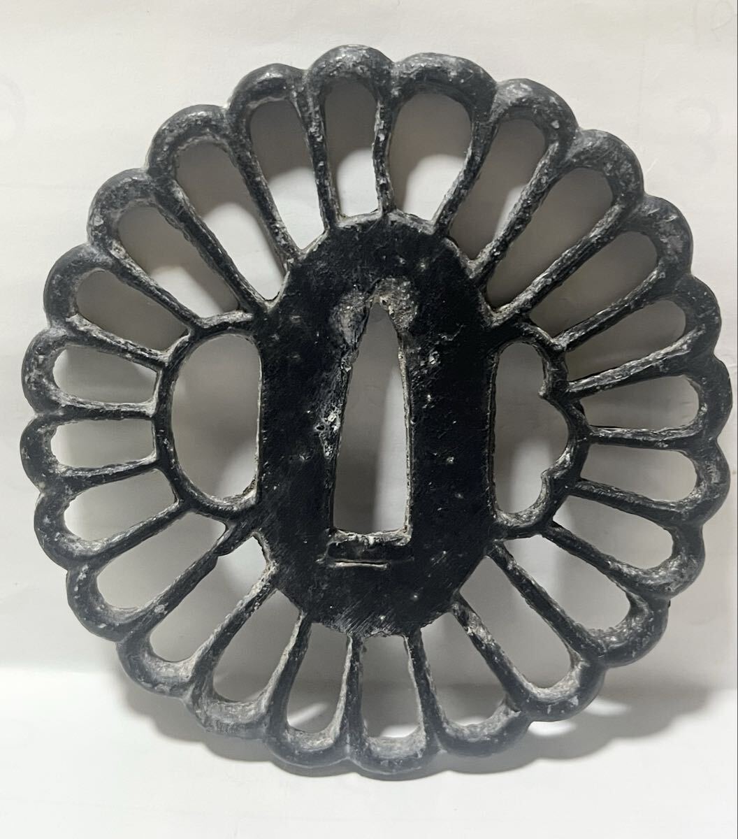 刀鍔　江戸時代　骨董　アンティーク　武具　日本刀　コレクション 武具、日本刀、刀剣、鍔、甲冑 | 骨董品・美術品・古道具・遺品の買取