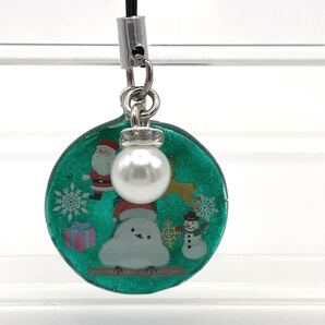 メモリーオイル キーホルダー 緑ラメ チャーム クリスマス ストラップ シマエナガ アクセサリー レジン 北海道の野鳥 御守り かわいい