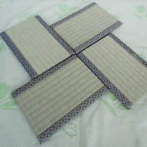 ★ミニ畳A5サイズ4枚セット【即決】送料無料★座卓小座布団として 置物の台座に 和風 日本の伝統文化 インスタ映え