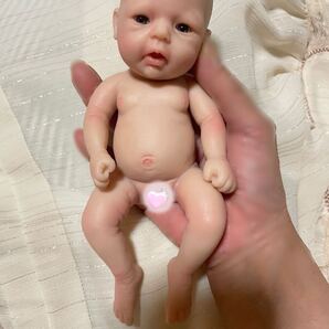 フルシリコン 身長約19センチ とっても可愛い女の子
