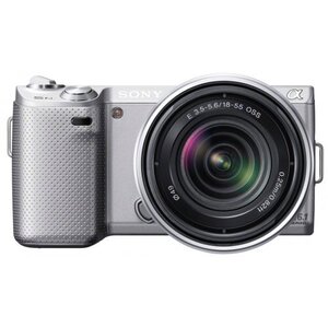 【中古】SONY ミラーレス一眼カメラ α NEX-5N ズームレンズキット シルバー NEX-5NK/S