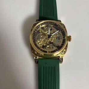 自動巻き時計 グリーンラバー 金色 スケルトン 高級感あり 人気デザイン 良品 メンズ レディース おしゃれ 使いやすい ウォッチ