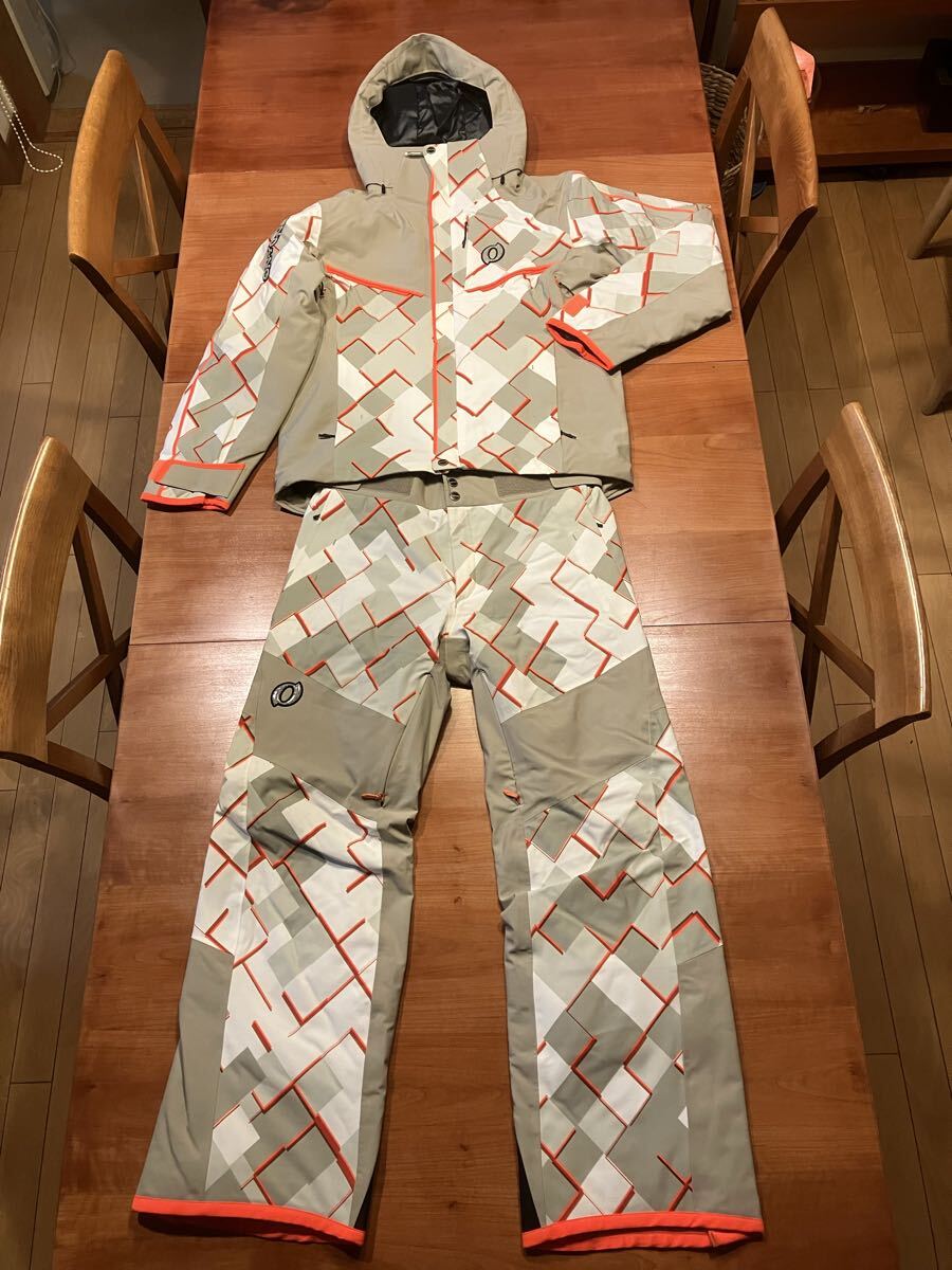オンヨネONYONEスキーウェア 上下セット サイズO 中古 2025年最新】Yahoo!オークション -オンヨネ スキーウェアの中古