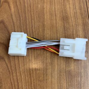 変換ハーネス 18ピンから10ピン 2スピーカー ダイナ デュトロ トヨタ 日野