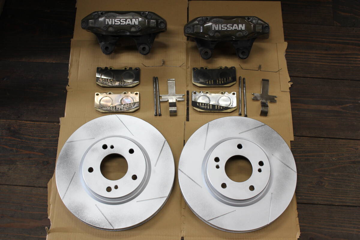 R32 ブレーキキャリパー　フロント、リア スカイライン R32/BNR32 用 NISSAN R35 GTR リアキャリパー取付