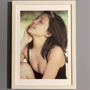 ■水沢アキ■「セクシーグラビア」/A4額装品/撮影)篠山紀信/巨乳/谷間/女優/貴重写真/印刷物/インテリア G1111s