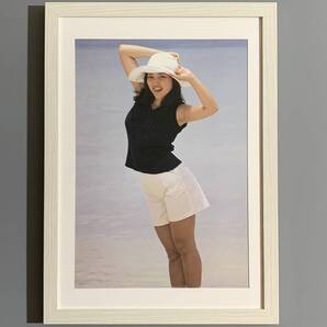 ■水沢アキ■「セクシーグラビア 1975」/A4額装品/撮影)篠山紀信/グアム/ビーチ/巨乳/女優/貴重写真/印刷物/インテリア G746s