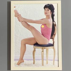 ■由美かおる■「セクシーグラビア」/A4額装品/撮影)池谷朗/レオタード/着エロ/美脚/女優/昭和レトロ/貴重写真/印刷物/インテリア G1181s