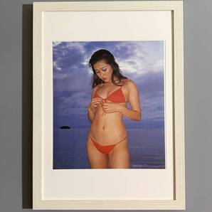 ■浅野ゆう子■「セクシーグラビア 1981」/A4額装品/昭和56年/当時物/ビキニ/女優/貴重写真/印刷物/インテリア G897s
