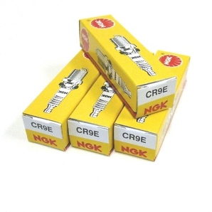 即発送※!期間限定特価(送料込み) NGKプラグ CR9E 4本セット新品 バリオスⅡ '97年以降(ZR250B1~B9/B6F)在庫限(※即発送は平日午前決済)