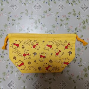 東京ディズニーリゾート TDR 巾着 お弁当 プーさん ハニーハント 日本製 未使用品 外装無し 【送料無料】