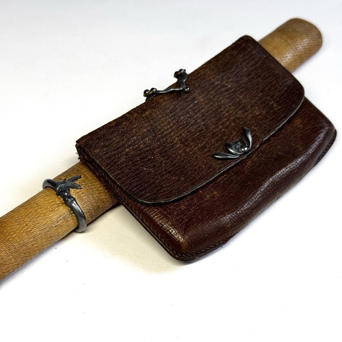 てん❗煙管 純銀 明治 延べ 手彫 左三つ巴 紋 金属工芸 彫刻 未使用 楽天市場】家紋ペンダント・八角・大・梅コースFamliycrest 彫刻 彫金