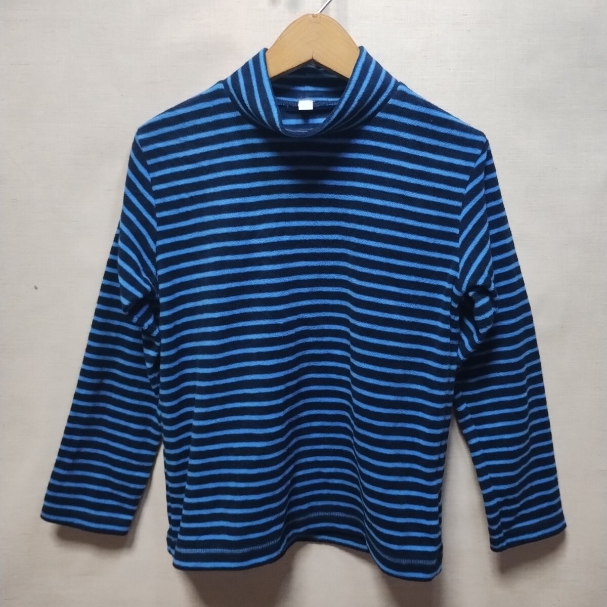 全国送料無料 古タグユニクロUNIQLO子供服キッズ男＆女の子 ハイネックボーダー柄フリース長袖Tシャツ 130