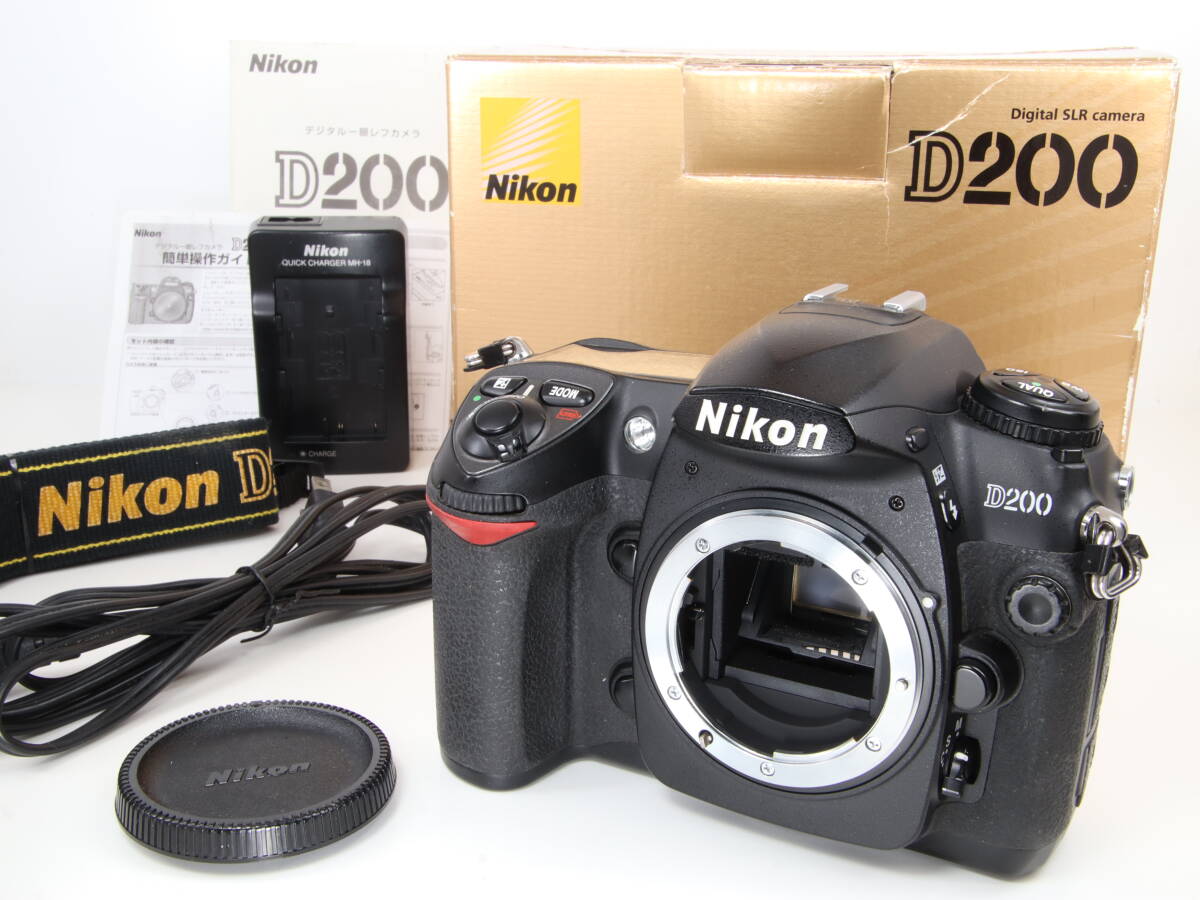 美品 Nikon D200 ボディ ニコン 元箱 #8830 美品 Nikon D200 ボディ ニコン 元箱 #8830 美品 Nikon D200 ボディ