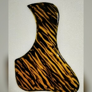 ★gibson L00style ピックガード Tigerstripe