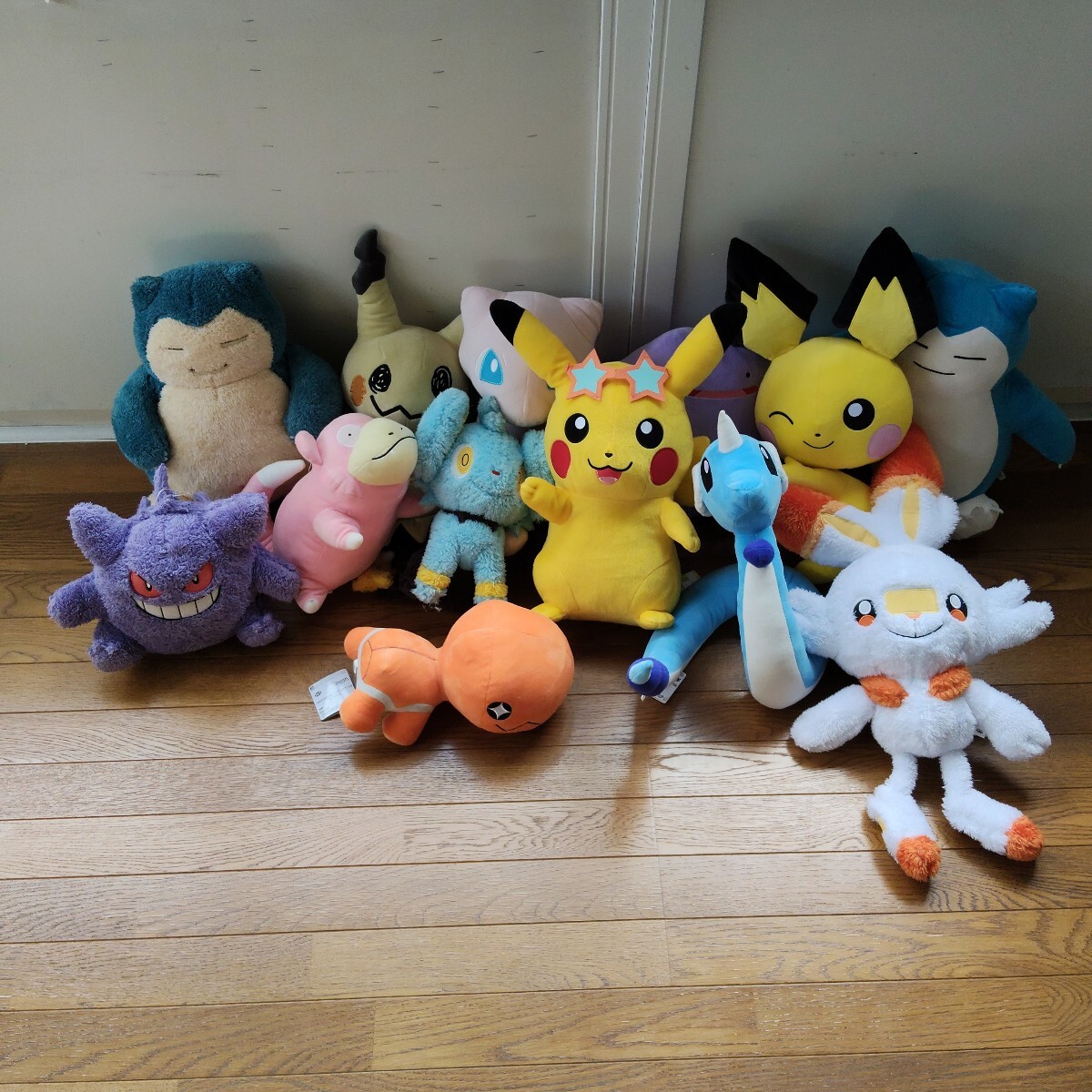 Yahoo!オークション -「ポケモンぬいぐるみまとめ」の落札相場・落札価格