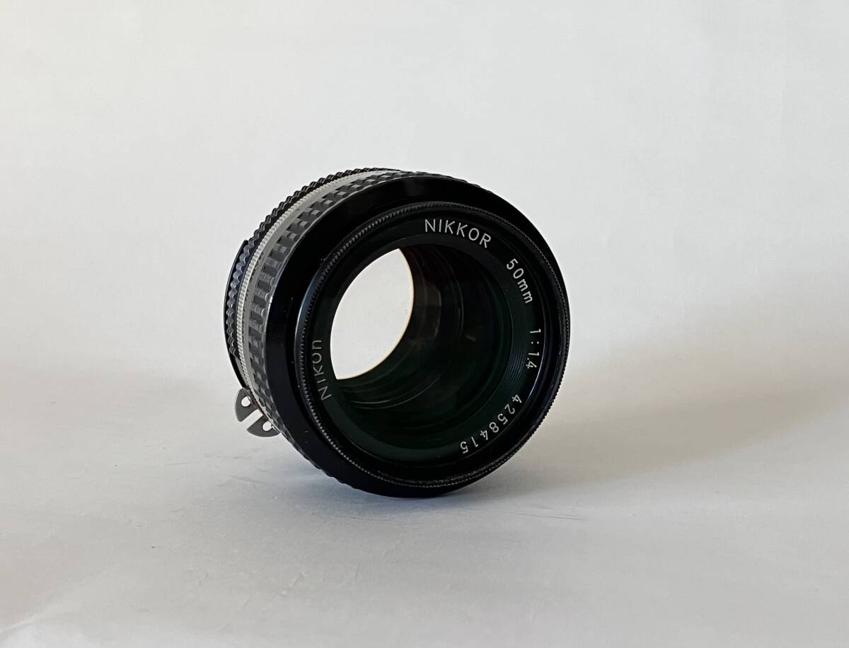 ★超美品★ ニコン Ai NIKKOR 50mm F1.4 #16329 Nikon 50mm f/1.4 AI Review