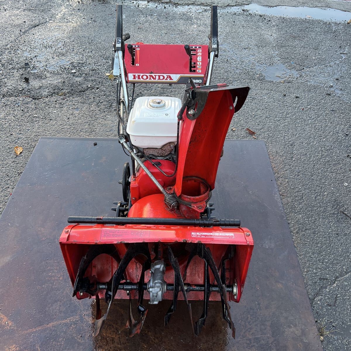 富山発　HONDA除雪機　HS80後期 軽量・小型高性能エンジン搭載の家庭用除雪機「ホンダ スノーラ