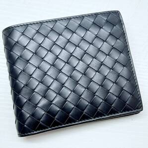 美品 Bottega Veneta ボッテガヴェネタ イントレチャート 小銭入れ付き 二つ折り財布 黒 193642