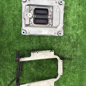 日産 UD クオン QKG-CG5ZA 平成27年式 GH11 エンジンコンピューター ECU ユニット 21631327