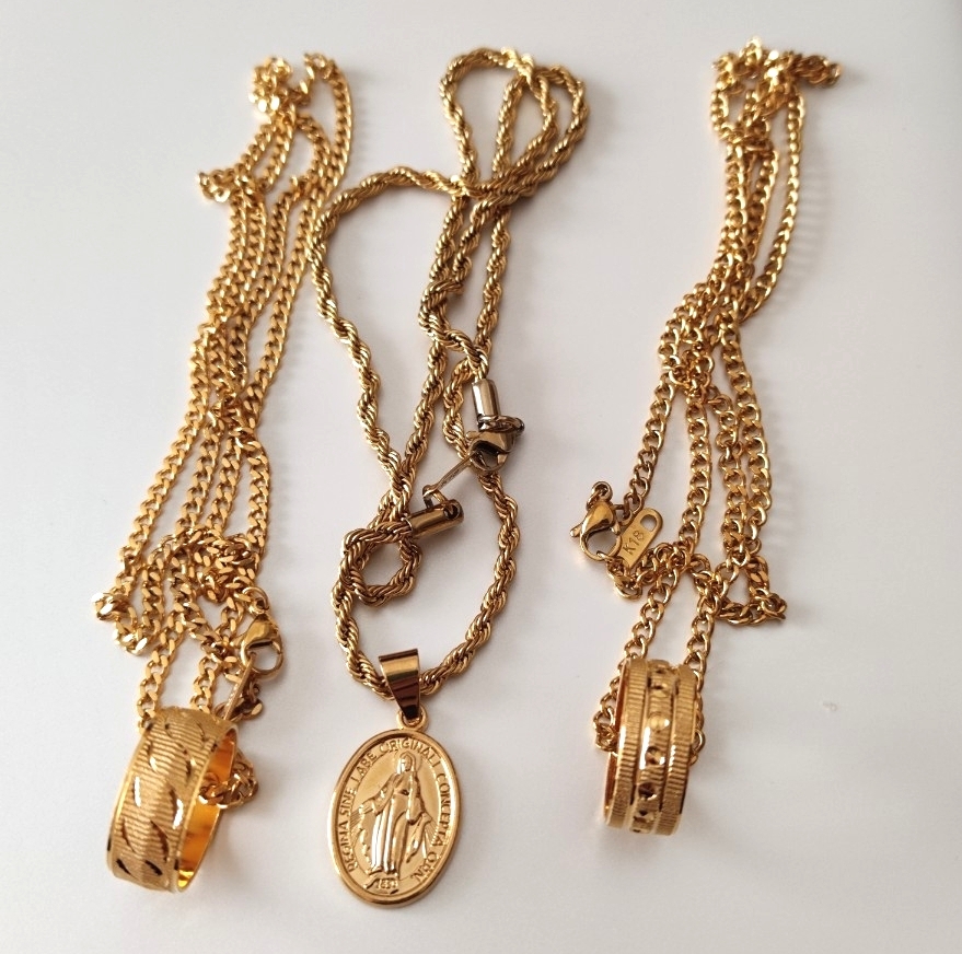 遺品整理生前整理ゴールドアクセサリーまとめ売りK10リング、ゴールドネックレス ゴールド アクセサリー まとめ売り 遺品整理生前整理ゴールド