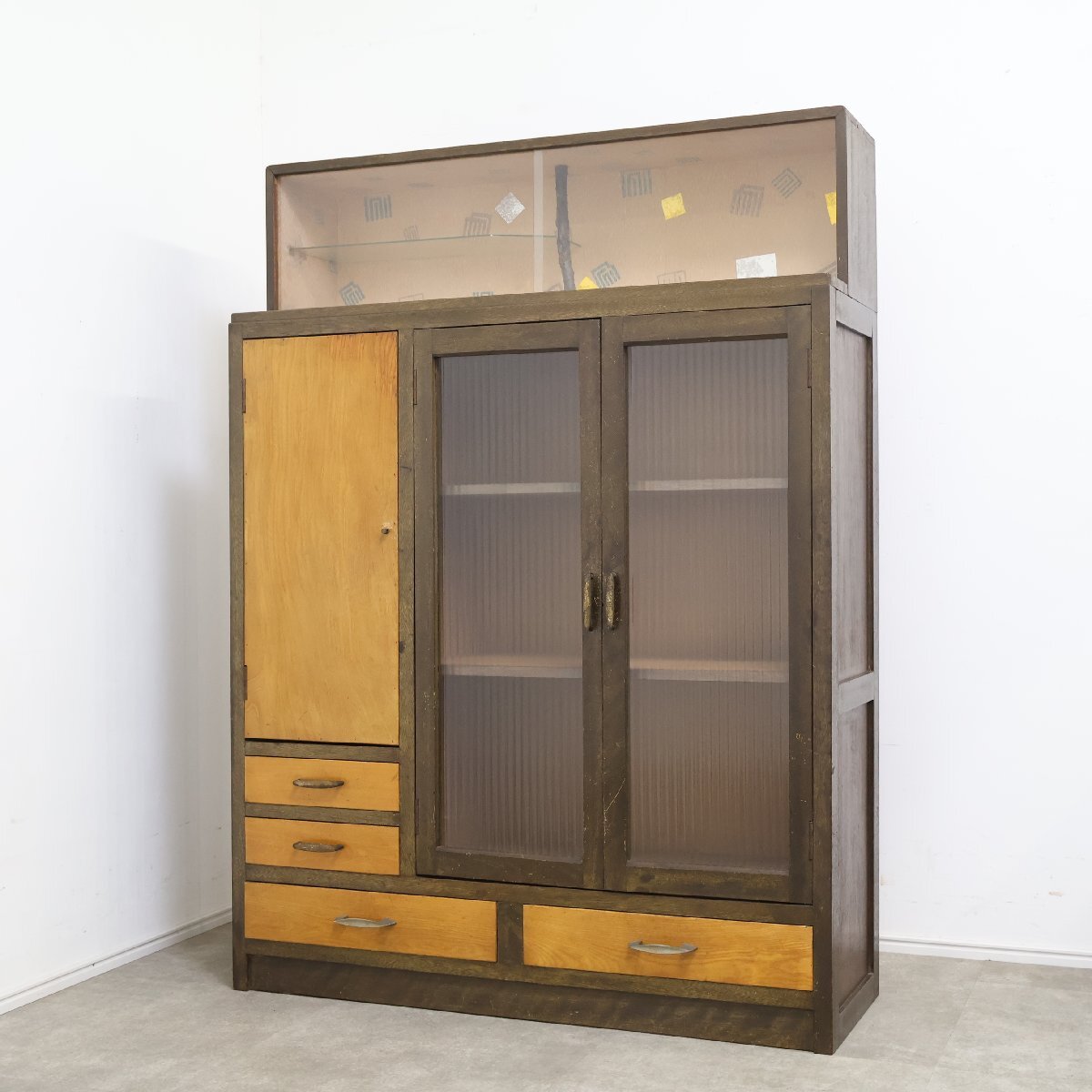 ヴィンテージ ガラス戸棚 キャビネット 水屋箪笥 昭和レトロ 無垢材 z505 ヴィンテージ ガラス戸棚 キャビネット 水屋箪笥 昭和レトロ 無垢材