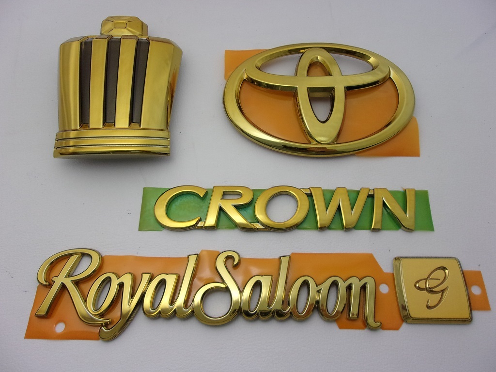 ７トレジャー【200系CROWN RoyalSaloon G】200系クラウン 