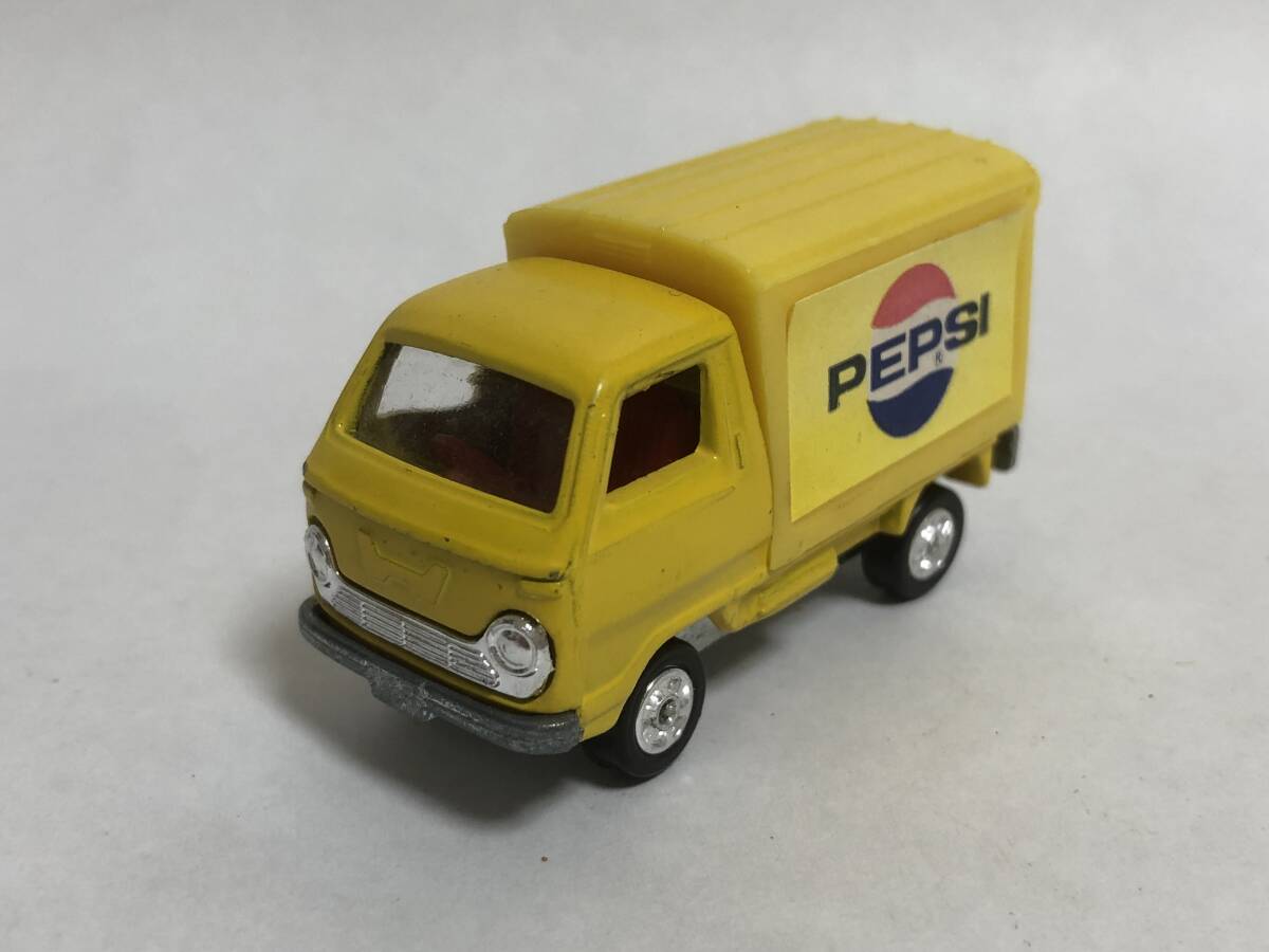 黒箱トミカ／本田技研／ホンダTN360トラック／幌付き トミカ黒箱1Eホイールホンダ TN360 トラック 幌付日本製 No.18箱無