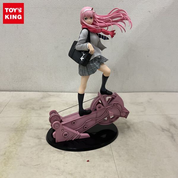 Yahoo!オークション -「ゼロツー 制服ver.」の落札相場・落札価格