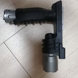 M910A SUREFIREタイプ グリップライト