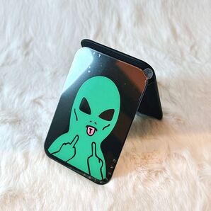リップンディップ RIPNDIP カードホルダースタンド スマホスタンド スタンド 宇宙人 CASETiFY ケースティファイ