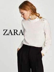 ZARA フェイクパール付きトップス　パール付き　ハイネックブラウス　M 201028