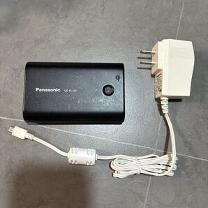 Panasonic QE-PL301 モバイルバッテリー
