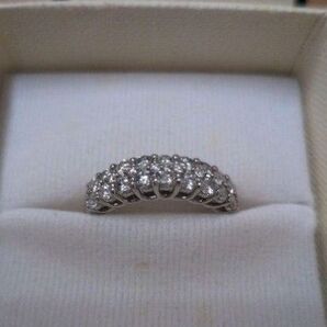 ダイヤ1.0カラットプラチナリング