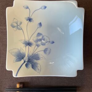 和食器 角皿 藍色 花柄