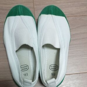 体育館シューズ 18.0cm