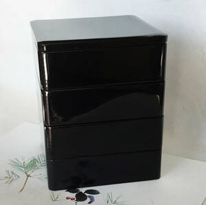 重箱 おせち ４段重 木製漆塗 黒 5.5寸 内朱 17cm 漆器 弁当箱 アウトレット ④
