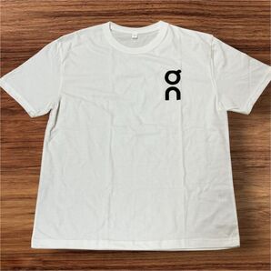 ★新品★ on(オン)メンズTシャツ Lサイズ 白 人気ブランド 半袖Tシャツ ホワイト