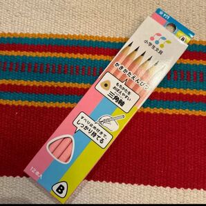 サクラ 小学生文具 かきかたえんぴつ 三角軸 B 12本入