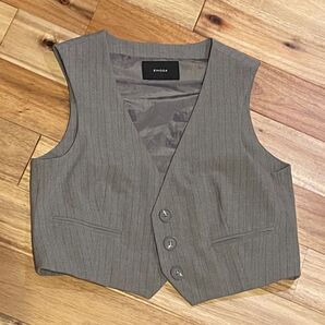 EMODA エモダ ベスト ジレ ストライプ グレー レディース