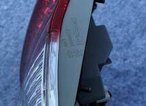 エスティマ 50系■中期 純正 LED トランクテールランプ 右側 運転席側 テールレンズ / 流用 前期 後期 ハイブリッド 20系_画像3