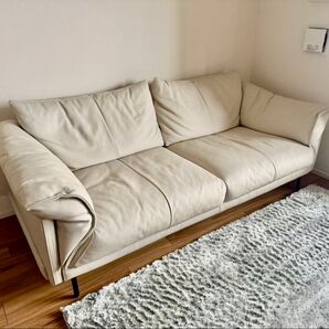 超美品 IDC OTSUKA コリウム ジェローム 定価39万 ソファ 本革 3人掛け 大塚家具