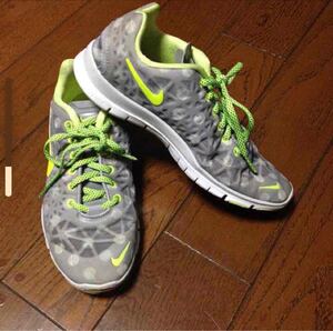 NIKE ランニングシューズ