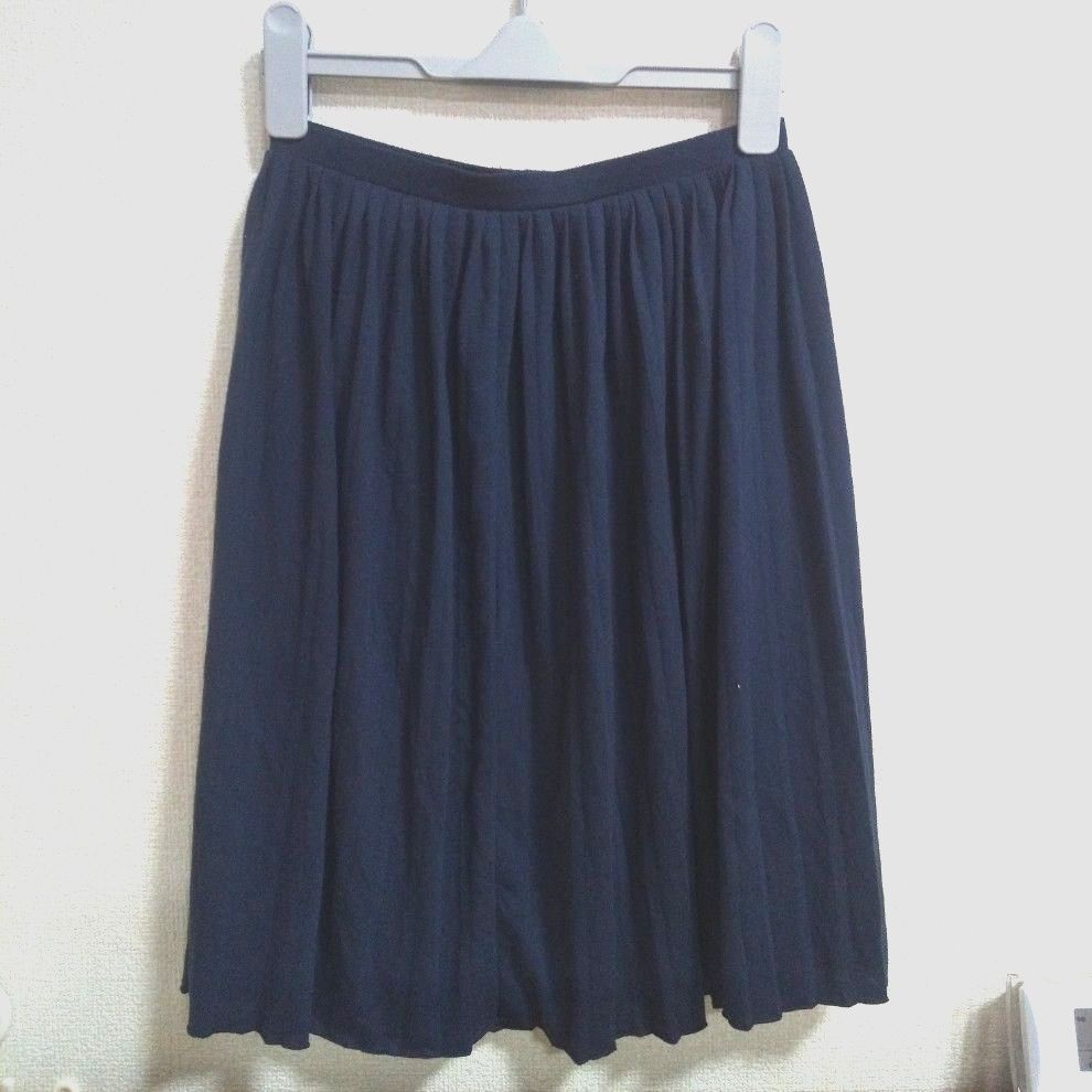 プリーツスカート フレアスカート 紺 ネイビー Ｓサイズ ウエストゴム ユニクロ UNIQLO