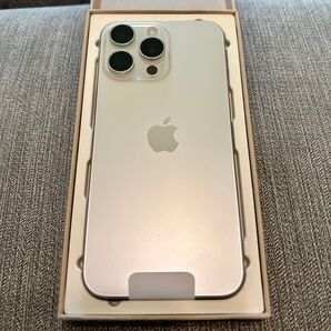 iPhone 15 Pro Max 512GB ホワイトチタニウム