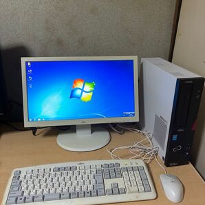 【ジャンクPC】FUJITSU ESPRIMO D583/N i3 4GB 320GB Win7Pro ディスプレイ付き