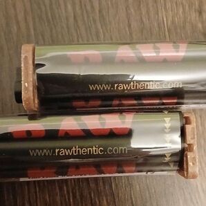 RAW 79mmアジャスタブルローラー2個セット 対応ペーパー 1 1/4 手巻きタバコローラー ロウ 手巻きタバコ巻き器