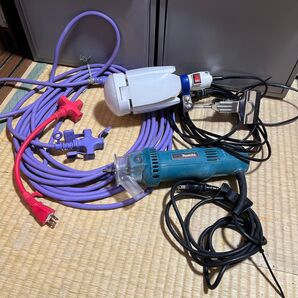 マキタ 100V 電動工具 防じんボードトリマー 3706 おまけのLEDライト、延長コード付き!