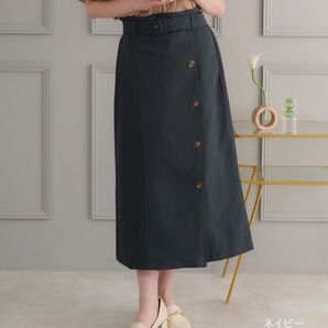 is amulet. トレンチライクタイトスカート