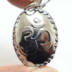 オーム ペンダントトップ クリシュナ 80年代ヴィンテージ